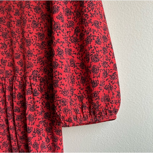 Red Cottage core float maxi dress. - Picture 2 of 8